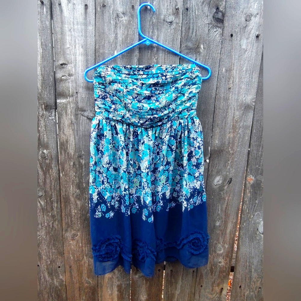 Women's sz 8 Lauren Conrad strapless dress
